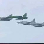 قطر کے قومی دن کے موقع پر ہونے والے ائیرشو میں پاک فضائیہ کے ٣ جے ایف-١٧ طیارے شریک ہوئے